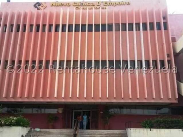 Local Comercial en venta en Cacique Mara, Maracaibo