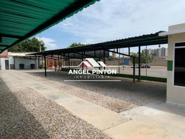 Local Comercial en venta en Cacique Mara, Maracaibo