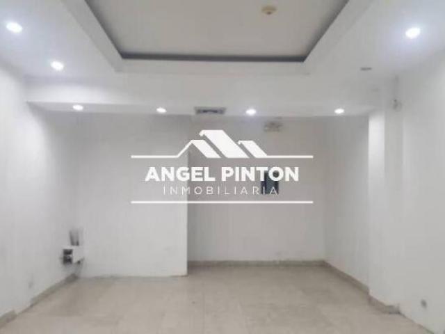 Local Comercial en venta en Cacique Mara, Maracaibo