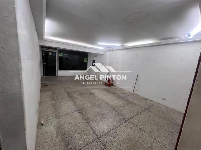 Local Comercial en venta en Cacique Mara, Maracaibo