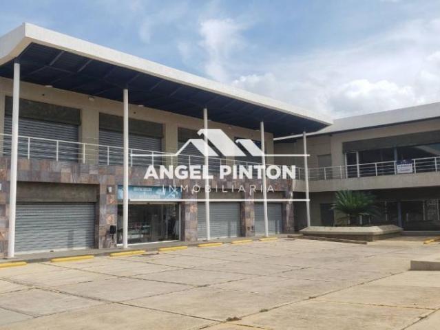 Local Comercial en venta en Cacique Mara, Maracaibo