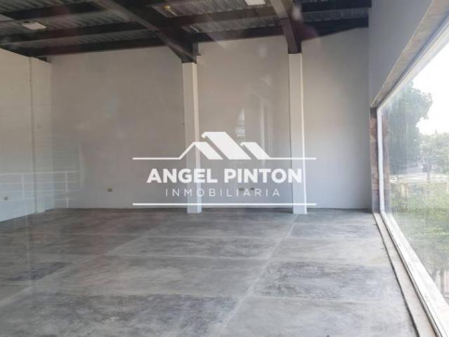 Local Comercial en venta en Cacique Mara, Maracaibo