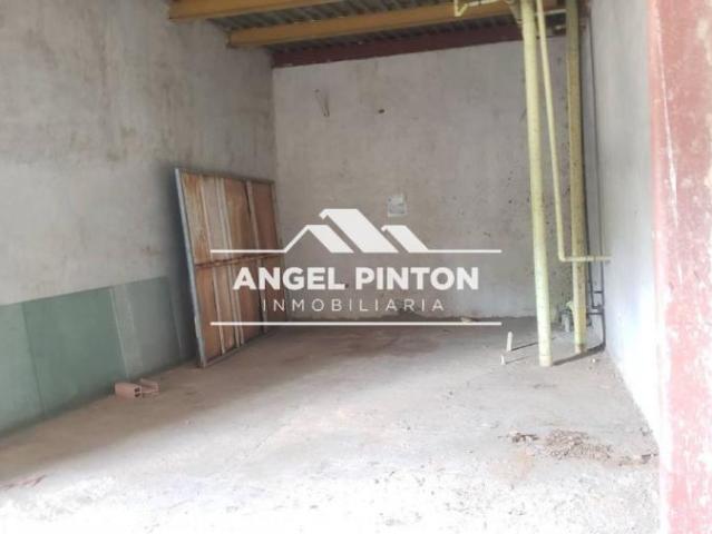 Local Comercial en venta en Cacique Mara, Maracaibo