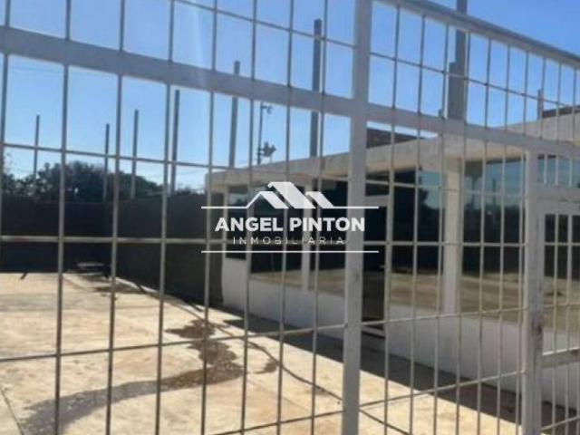 Local Comercial en venta en Cacique Mara, Maracaibo