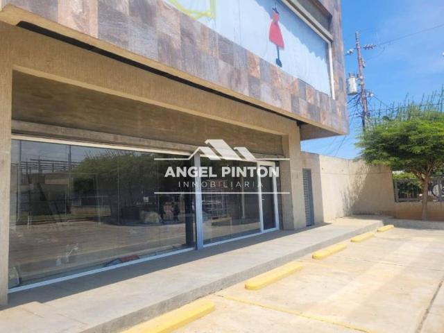 Local Comercial en venta en Cacique Mara, Maracaibo