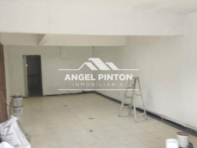 Local Comercial en venta en Cacique Mara, Maracaibo