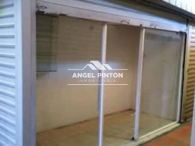 Local Comercial en venta en Cacique Mara, Maracaibo
