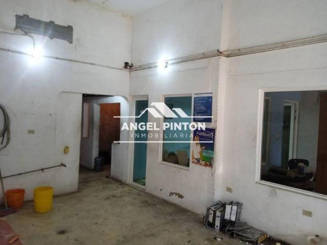 Local Comercial en venta en Cacique Mara, Maracaibo