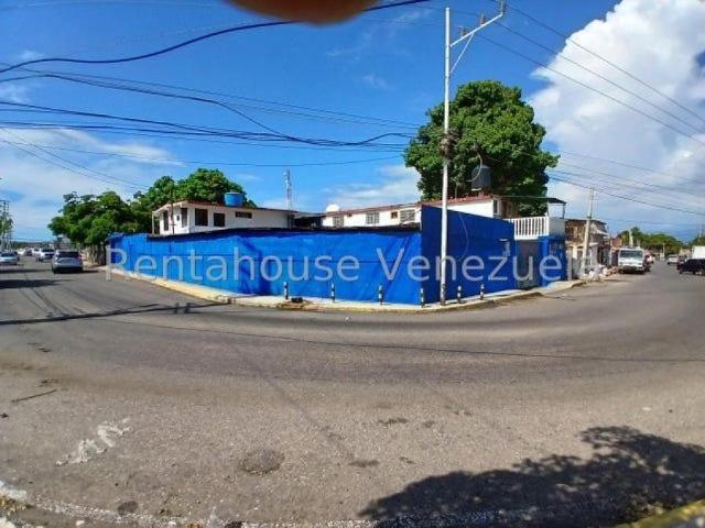 Local Comercial en venta en Cacique Mara, Maracaibo