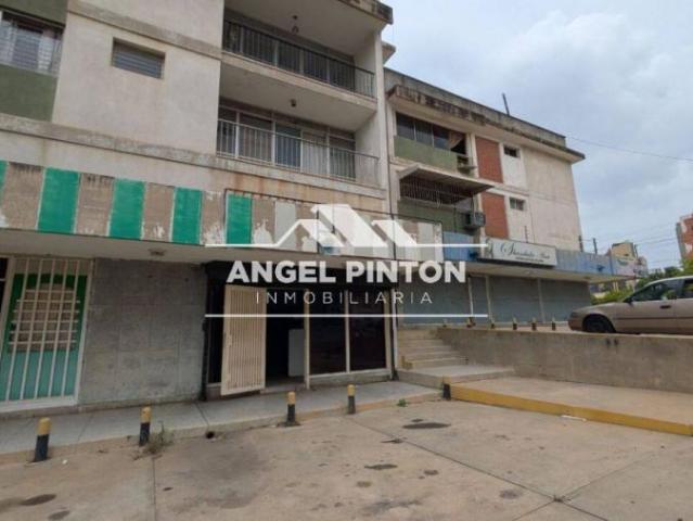 Local Comercial en venta en Cacique Mara, Maracaibo