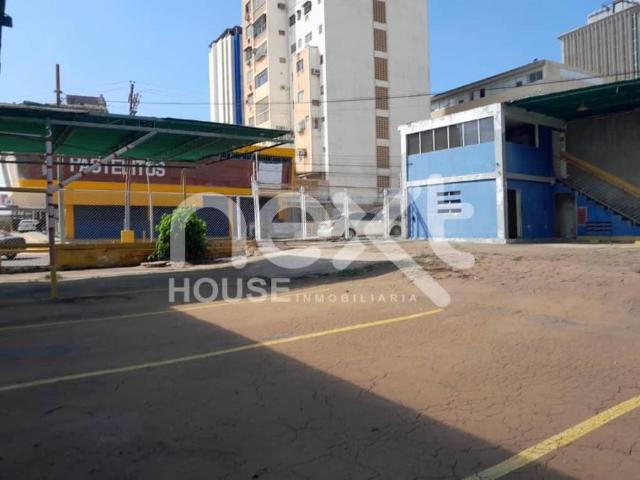 Local Comercial en venta en Cacique Mara, Maracaibo