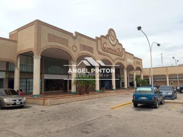 Local Comercial en venta en Cacique Mara, Maracaibo