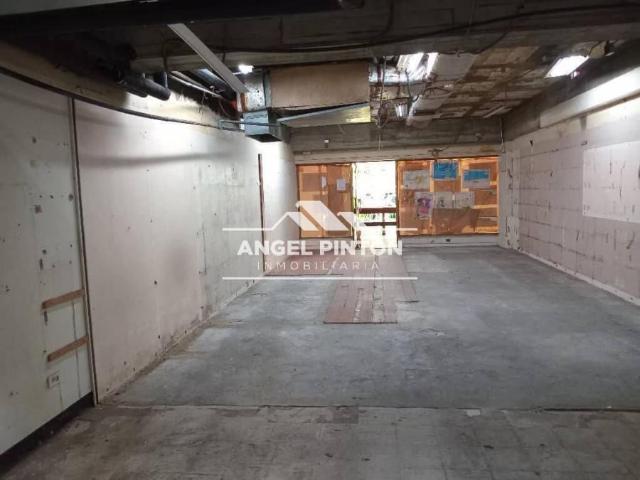 Local Comercial en venta en Cacique Mara, Maracaibo
