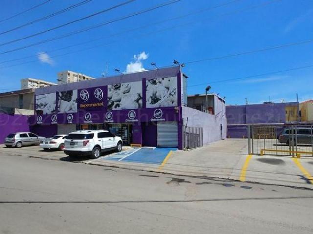 Local Comercial en venta en Cacique Mara, Maracaibo