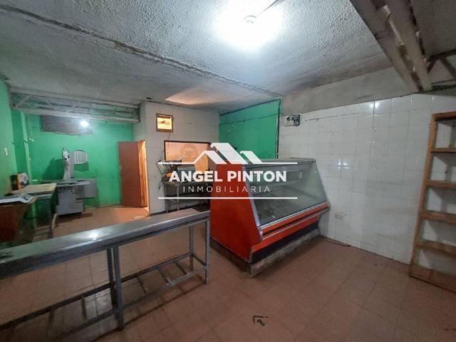 Local Comercial en venta en Cacique Mara, Maracaibo
