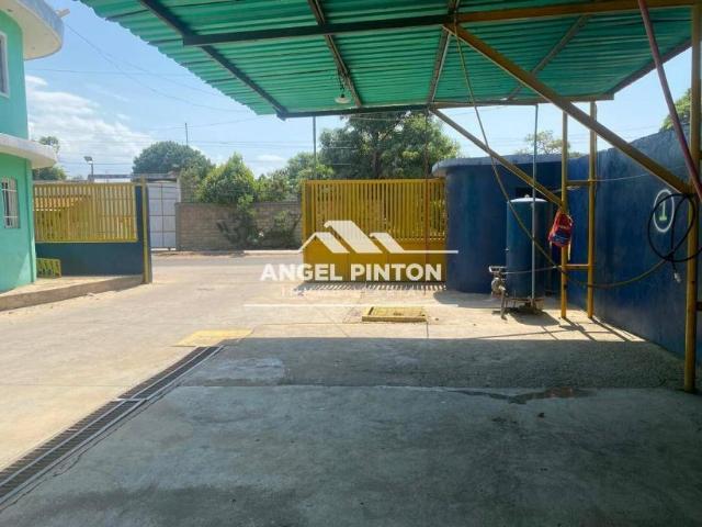 Local Comercial en venta en Cacique Mara, Maracaibo
