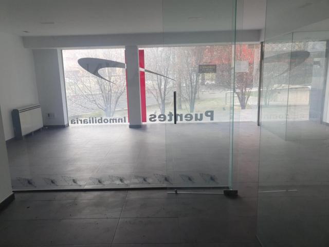 Local Comercial en venta en Ribeira, A Barbanza