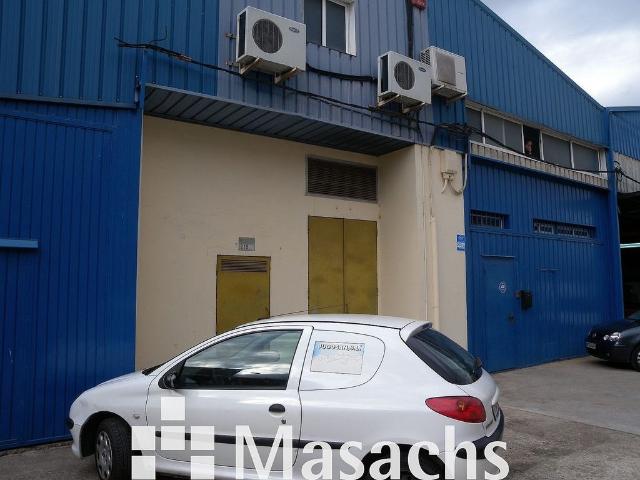 Nave en venta en Rubí