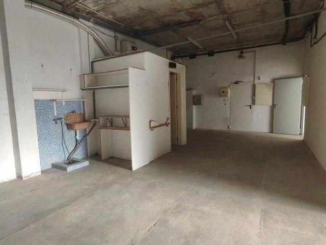 Local Comercial en venta en Mont-roig Del Camp