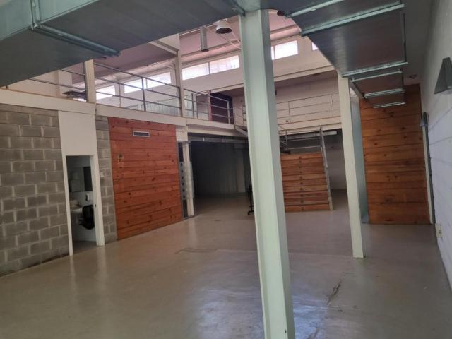 Local Comercial en venta en Ciutat Vella, Valencia