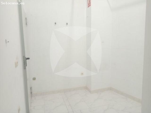 Local Comercial en venta en Reyes Huertas, Cáceres