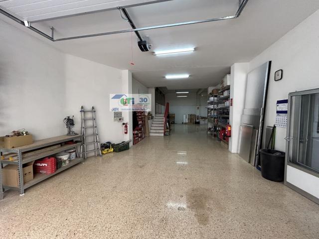 Local Comercial en venta en Delicias, Zaragoza