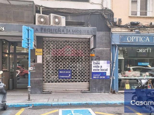 Local Comercial en alquiler en Diputació, l'Alacantí