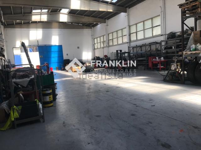 Nave en venta en Esparreguera