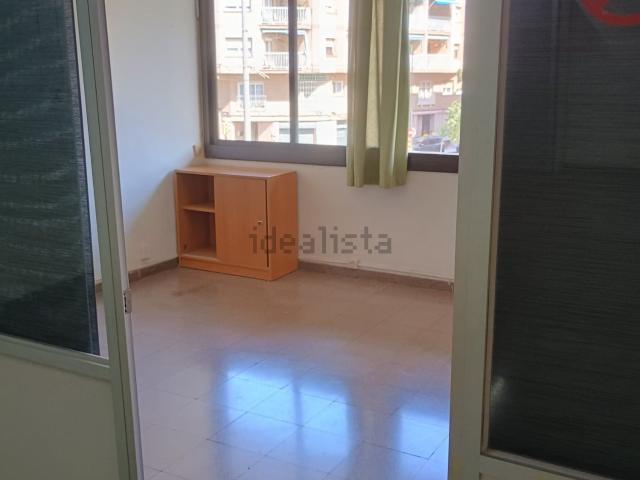 Local Comercial en alquiler en Montesa, Esplugues de Llobregat