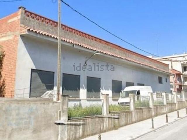 Nave en venta en Figueres, Girona