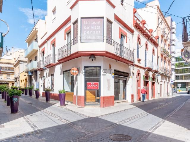 Local Comercial en alquiler en Figueres