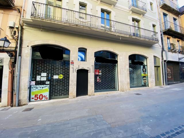 Local Comercial en alquiler en Figueres, Girona