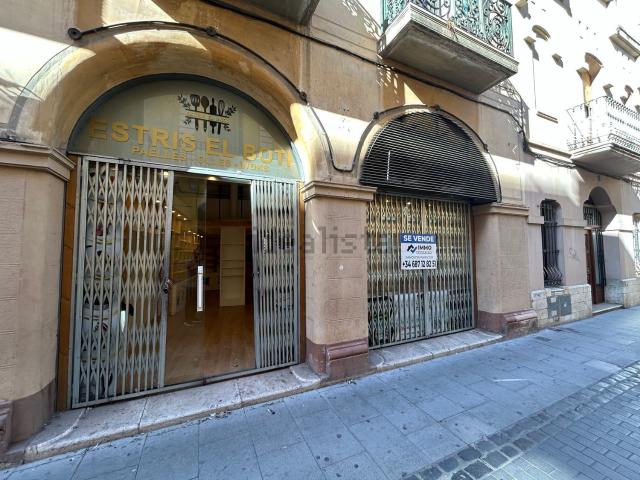 Local Comercial en alquiler en Figueres