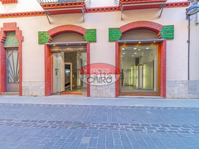 Local Comercial en alquiler en Figueres, Girona