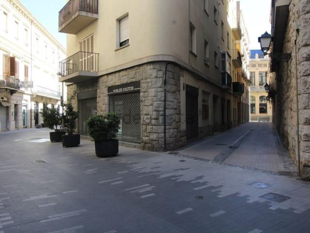 Local Comercial en alquiler en Figueres, Girona