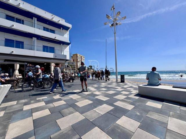 Local Comercial en alquiler en la Cala de Finestrat, la Marina Baixa