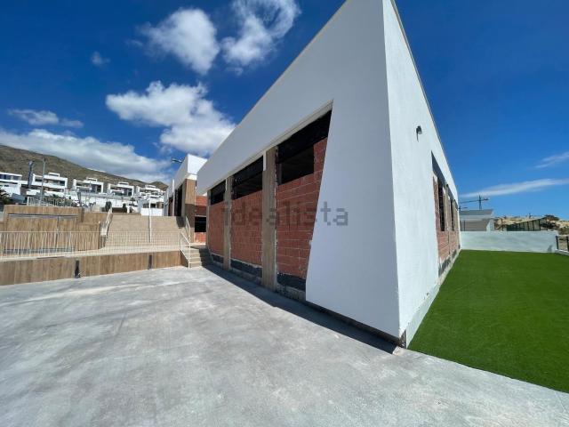 Local Comercial en venta en Urbanització Golf Badia, Finestrat