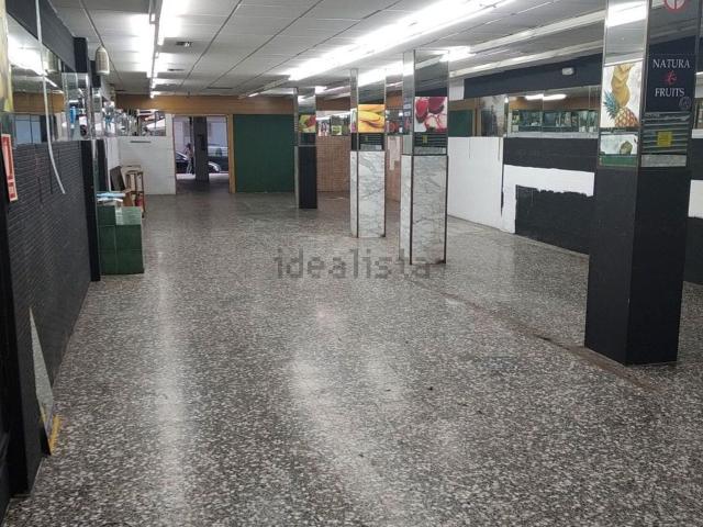 Local Comercial en alquiler en Ausiàs Marc, Baix Llobregat