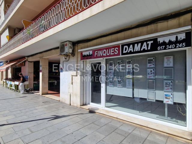 Local Comercial en alquiler en Ausiàs Marc, Baix Llobregat