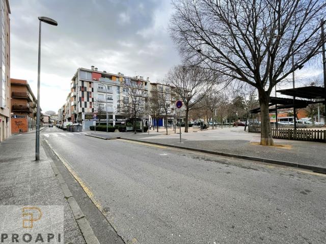 Local Comercial en venta en Eixample, Gironès