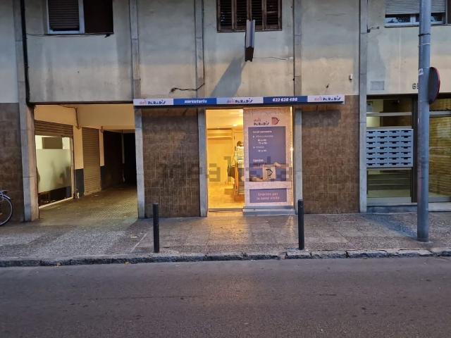 Local Comercial en alquiler en Sant Narcís, Gironès
