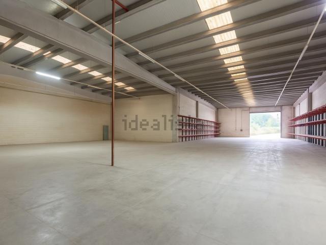 Nave en venta en Domeny, Girona