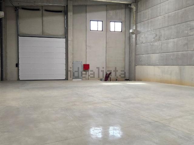 Nave en alquiler en Domeny, Girona