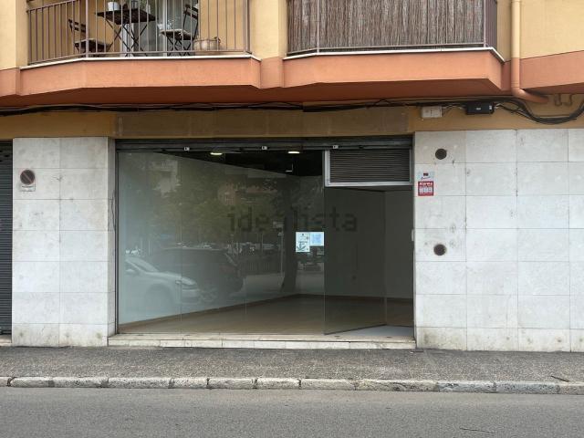 Local Comercial en alquiler en Eixample, Gironès