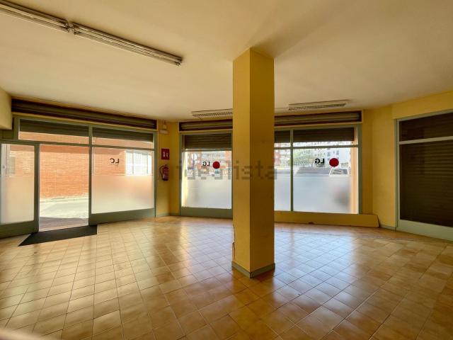 Local Comercial en alquiler en Eixample, Gironès