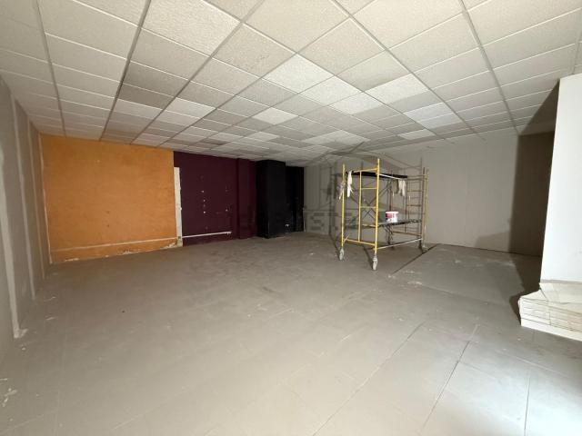 Local Comercial en alquiler en Eixample, Girona