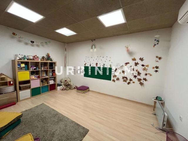 Local Comercial en alquiler en Eixample, Gironès