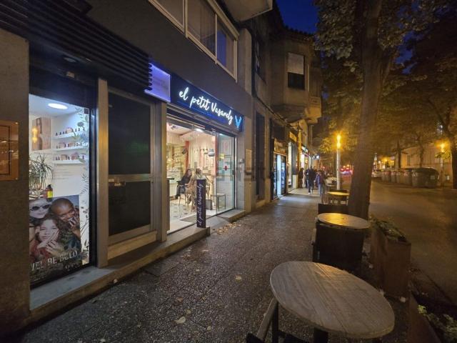 Local Comercial en alquiler en el Mercadal, Gironès