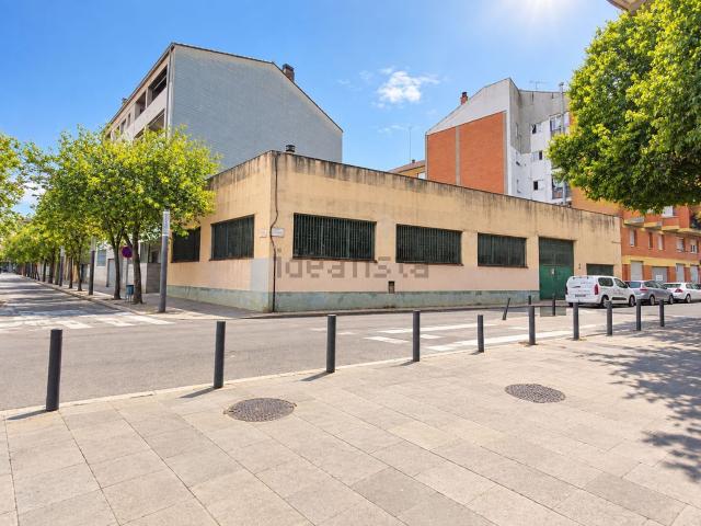 Nave en venta en Salt, Girona