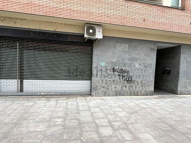 Local Comercial en alquiler en Eixample, Gironès